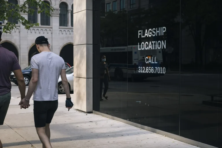 Chicago Magnificent Mile Revival Thrives